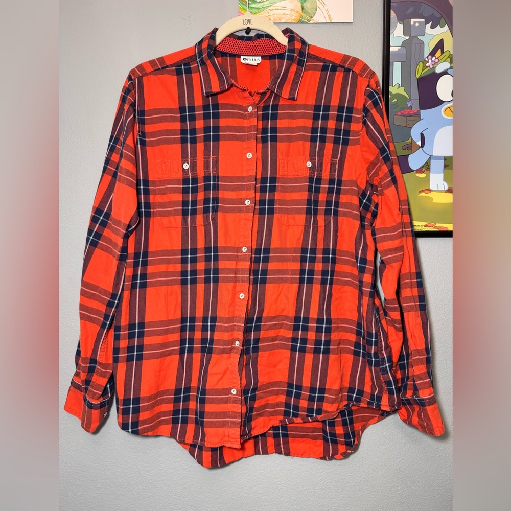 STYLUS Vibrant Orange and Black Plaid Shirt in size XL. Buttons down long sleeve
